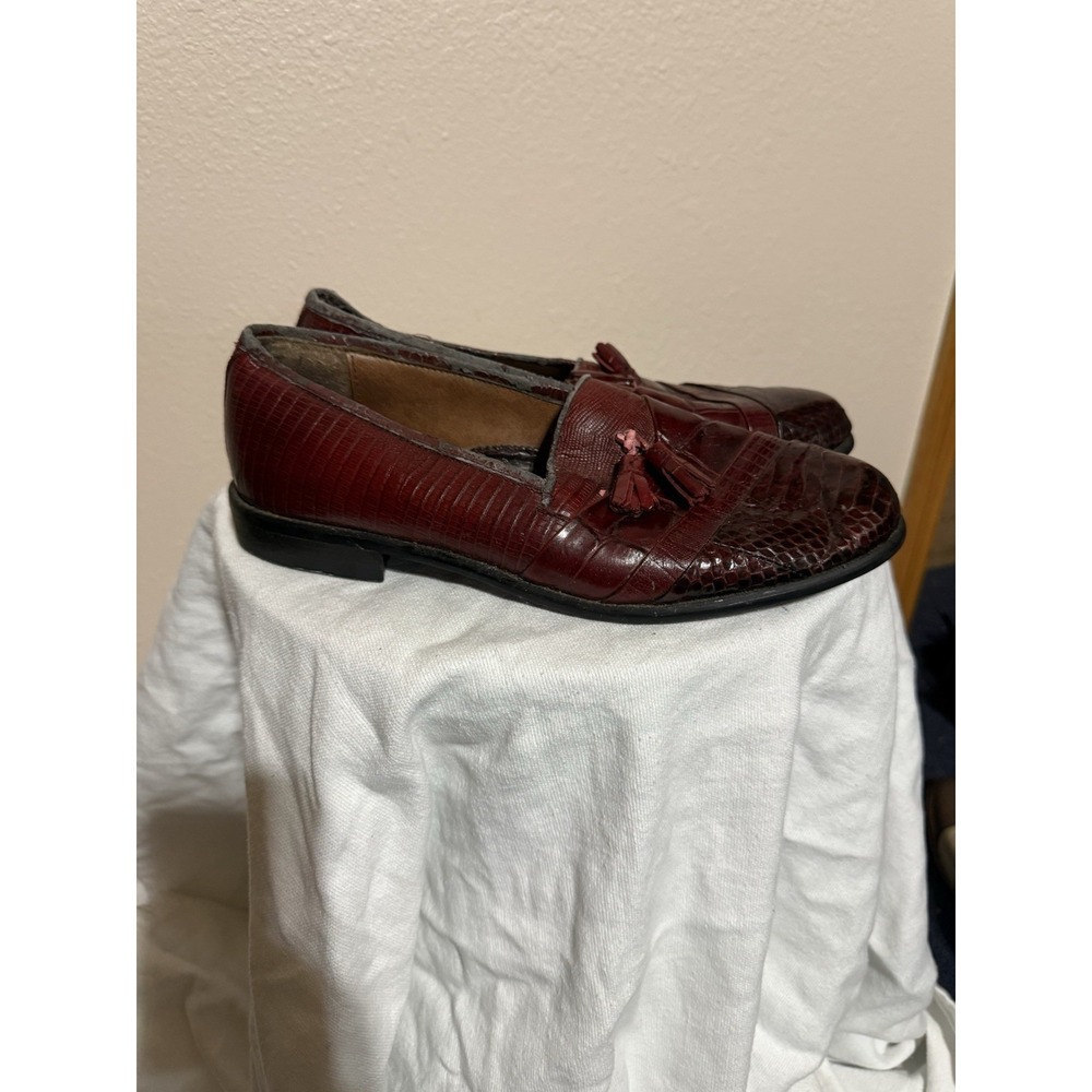 Vintage Stacy Adams Genuine Snake Skin Tassel Loafers Burgundy Men's 8.5M‎